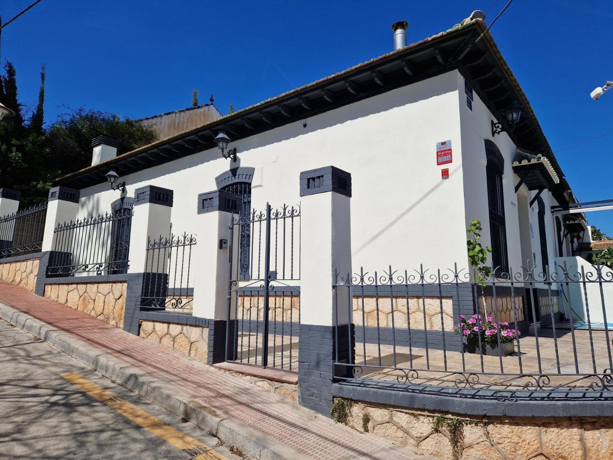 Del Parque Flats Balneario De Pina Villa Малага Екстериор снимка